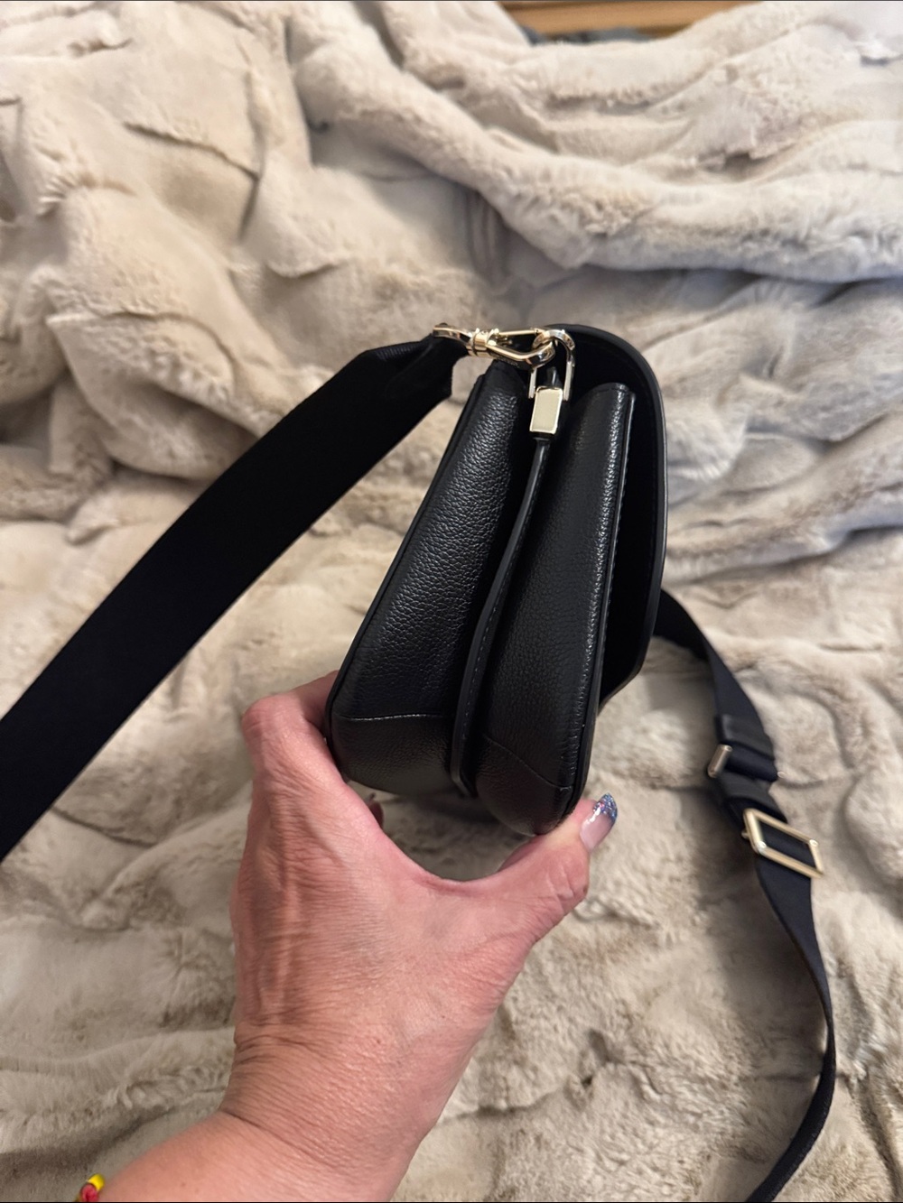 kate spade black leather crossbody with gold logo hardware - Picture 8 of 10